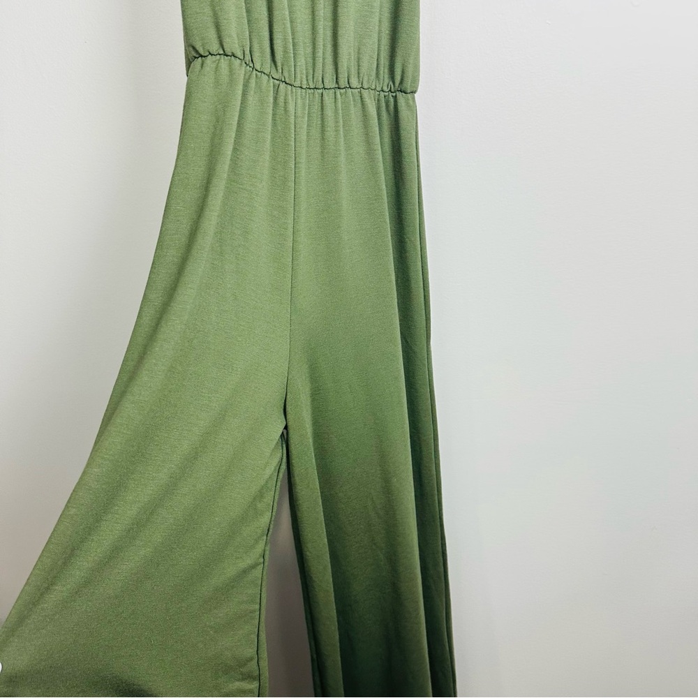 Go Couture NWOT Olive Green Wide Leg Sleeveless Jumpsuit Size Medium - Picture 5 of 10